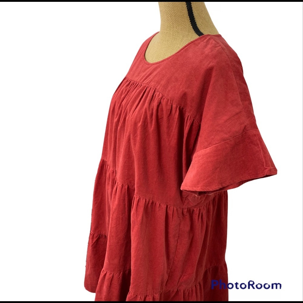 V evy j Red dress Short Sleeve Velvet Size L  NEW. A line relaxed fit